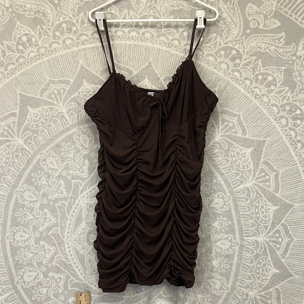 H&M Dark Brown Ruched Mini Dress Runs Big Tag xl fit size 2X xxl extra large